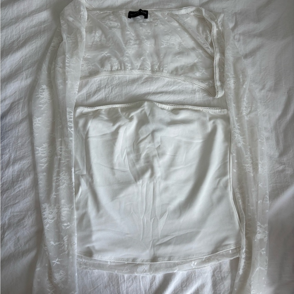 white fox top